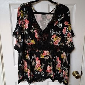 Torrid super soft size 4 top
